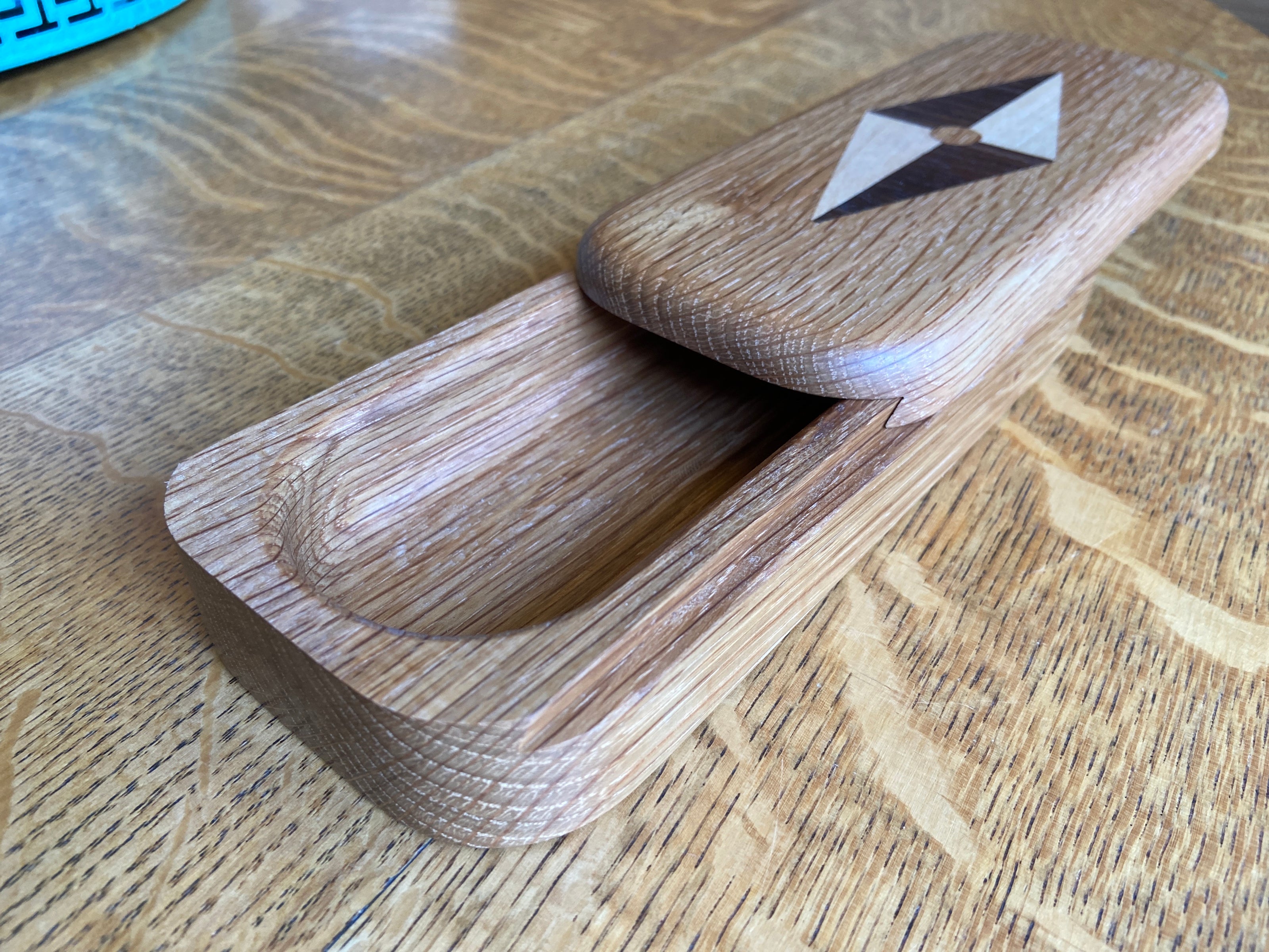 White Oak Keepsake Box – Series 01 – Opposing Diamonds Inlay – Handcrafted