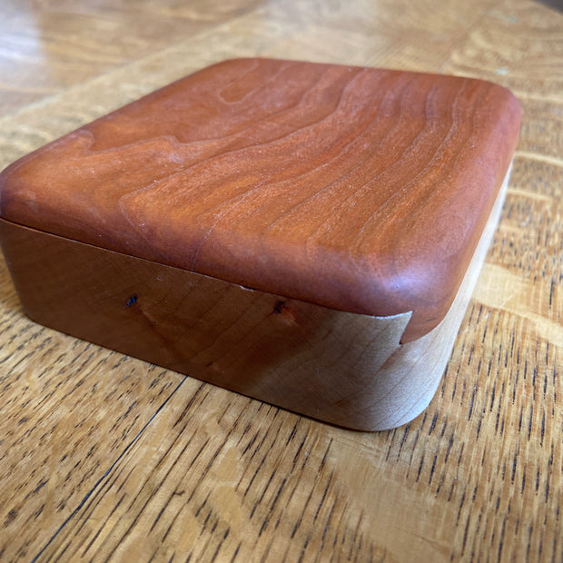 Series 02 – Small Square Keepsake Box – Sliding Dovetail Lid – Cherry – Handcrafted