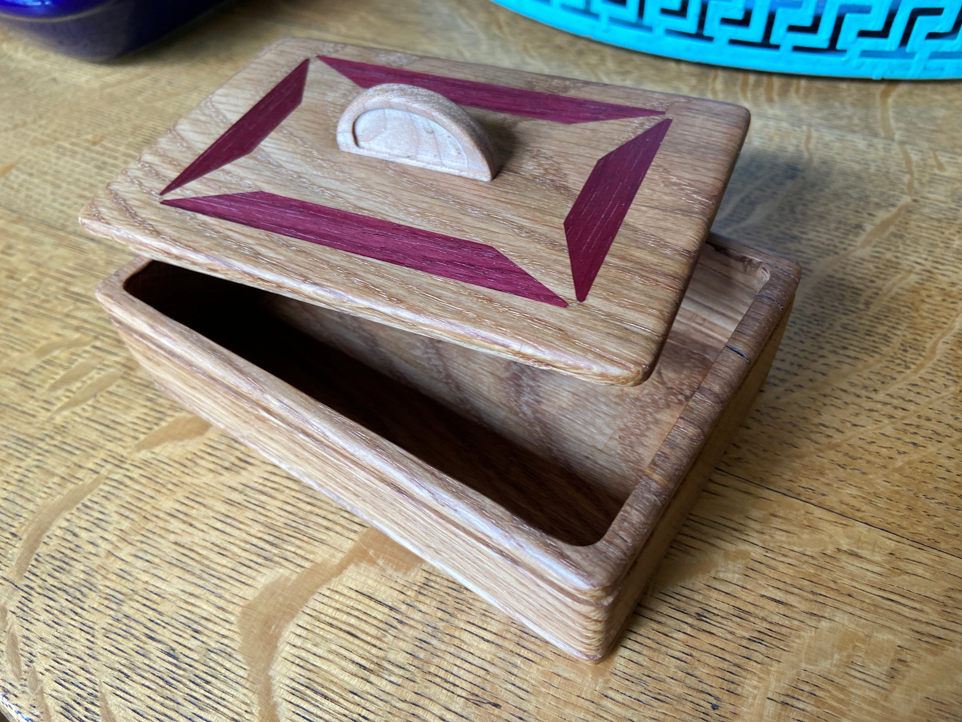 White Oak Keepsake Box #1 – Geometric Wood Inlay – 6