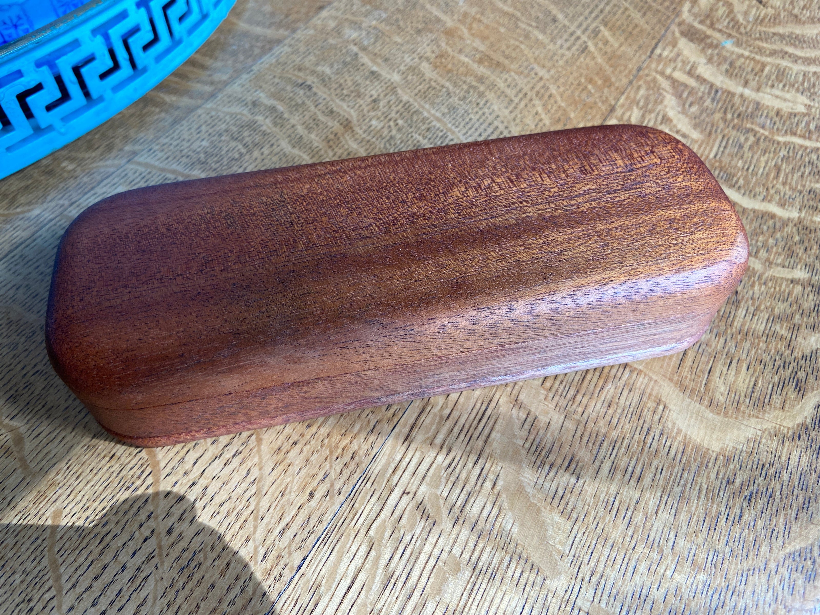 Mahogany Keepsake Box 02 – Sliding Dovetail Lid – 8.25