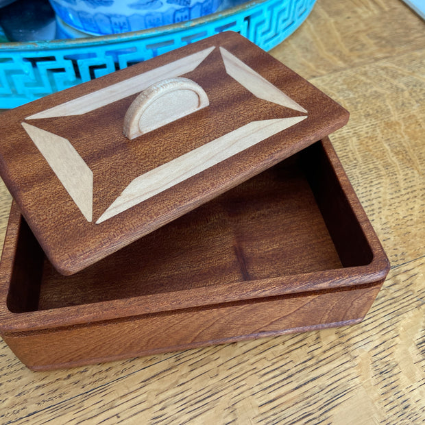 Mahogany Keepsake Box #1 – Geometric Wood Inlay – 6"x4"