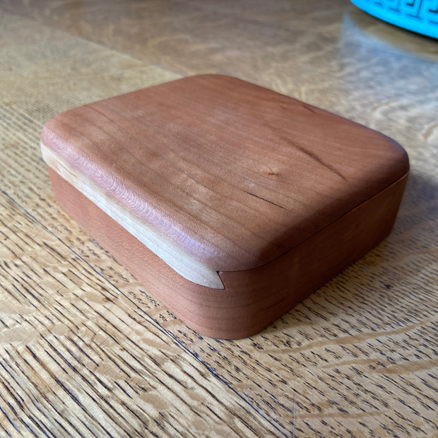 Series 03 – Small Square Keepsake Box – Sliding Dovetail Lid – Cherry – Handcrafted