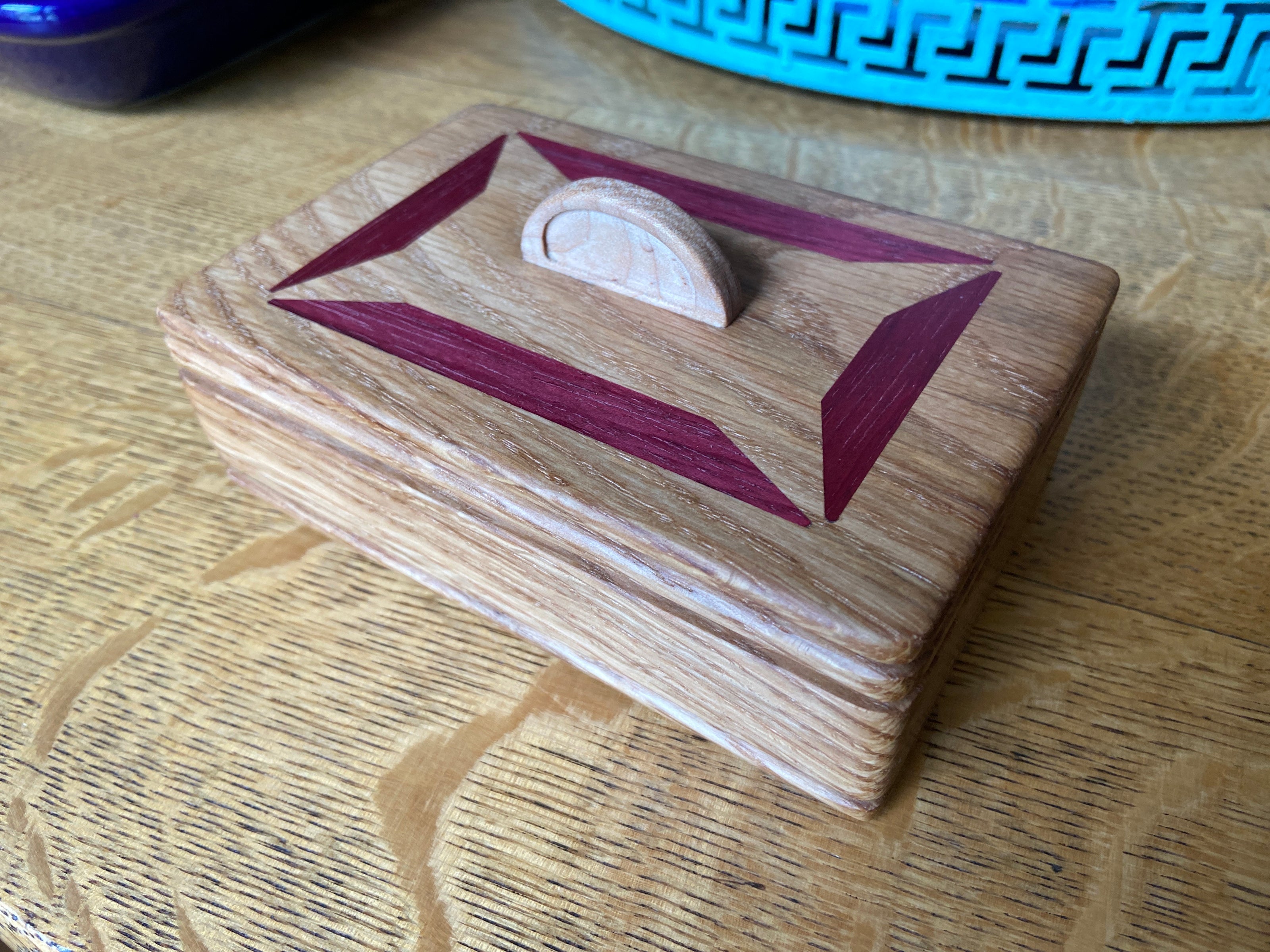 White Oak Keepsake Box #1 – Geometric Wood Inlay – 6