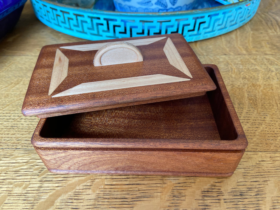 Mahogany Keepsake Box #2 – Geometric Wood Inlay – 6
