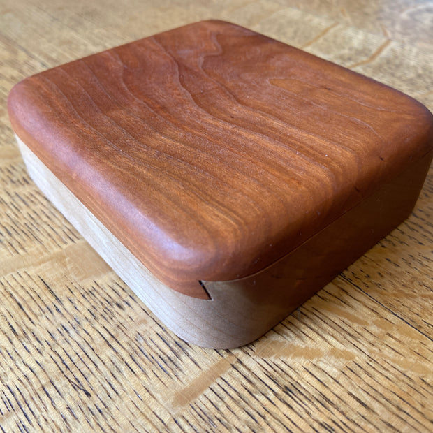 Series 02 – Small Square Keepsake Box – Sliding Dovetail Lid – Cherry – Handcrafted