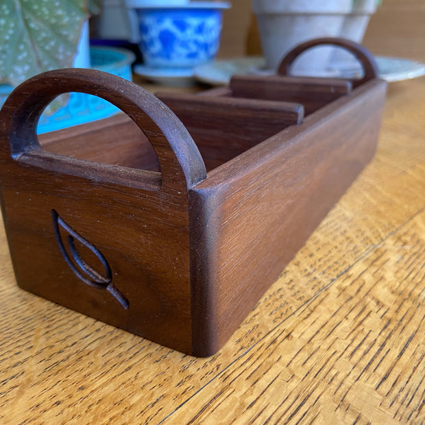 Hand-made Walnut Tea Caddy - Custom Tea Leaf Engraving